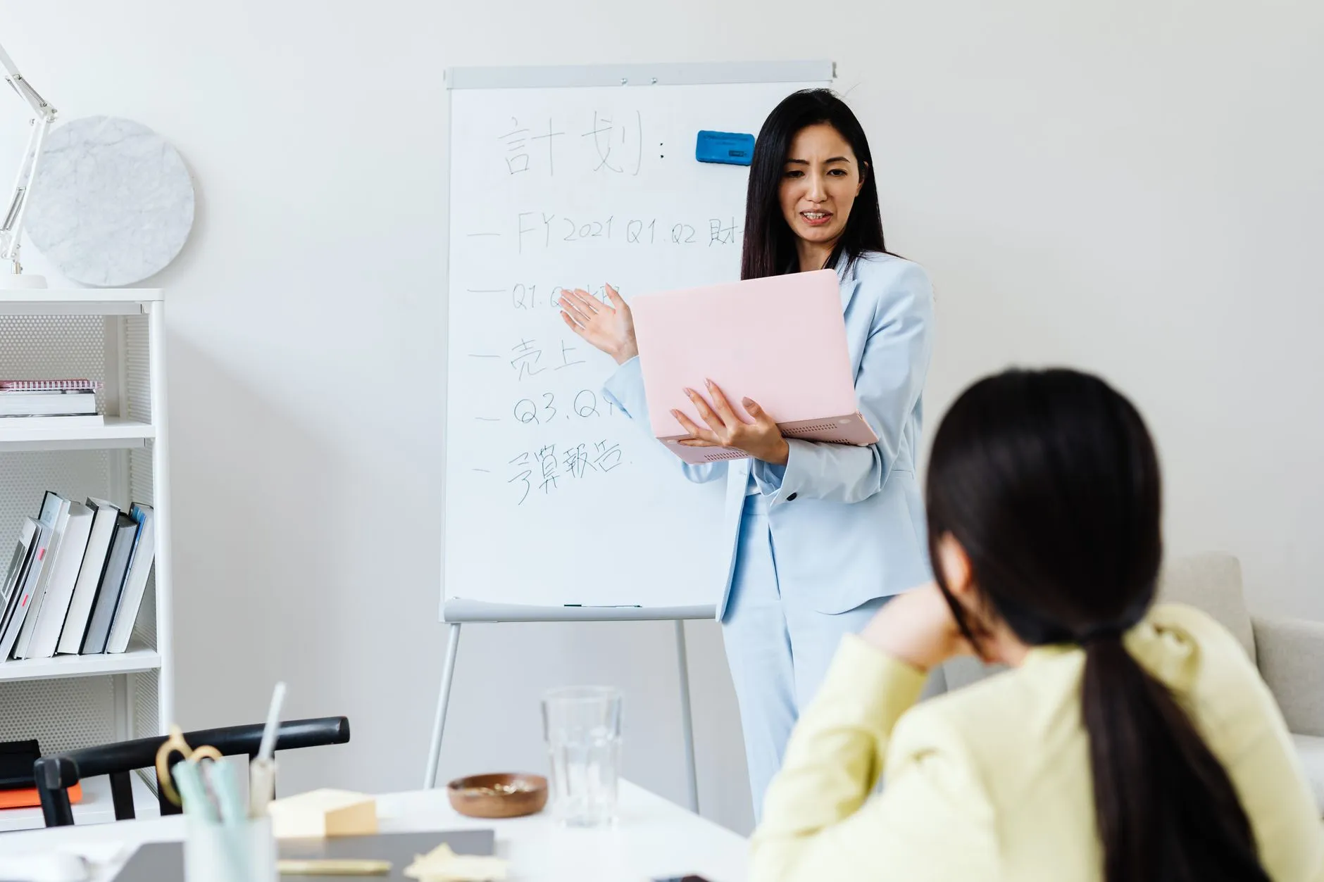 东莞中小企业代理记账与财务外包服务的成本效益分析